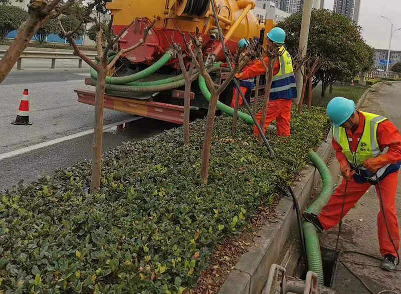 岭东市政管道清淤